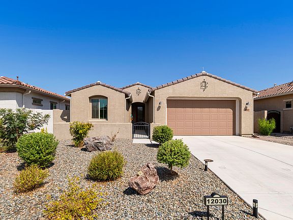 Gorgeous Peralta Canyon home