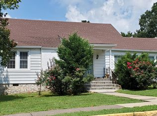 711 Cabell Dr, Bowling Green, KY 42101