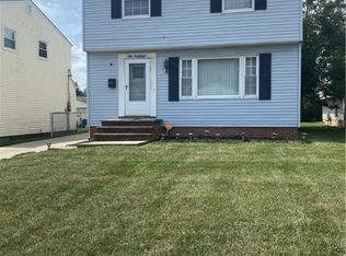 5038 Joseph St, Maple Heights, OH 44137