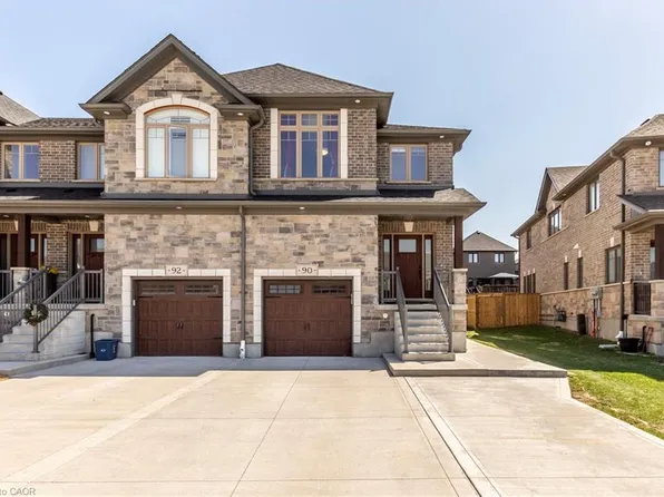 90 Hollybrook Trl, Kitchener, ON N2R 0M7