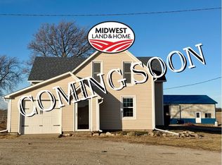 1692 Jayhawk Rd, Home, KS 66438