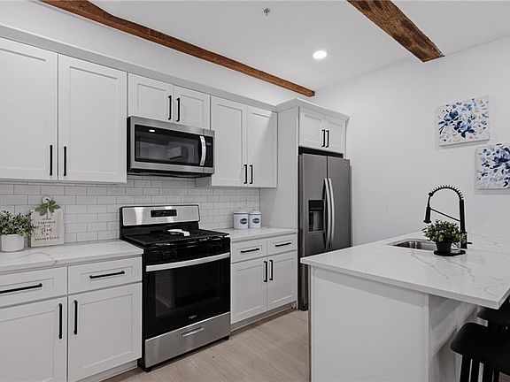5th image of 50 Ashburton St Unit 1