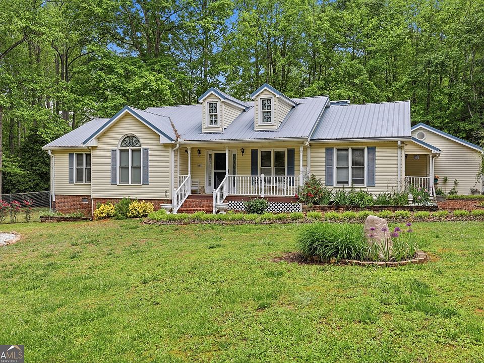 1st image of 155 Deerfield Cir