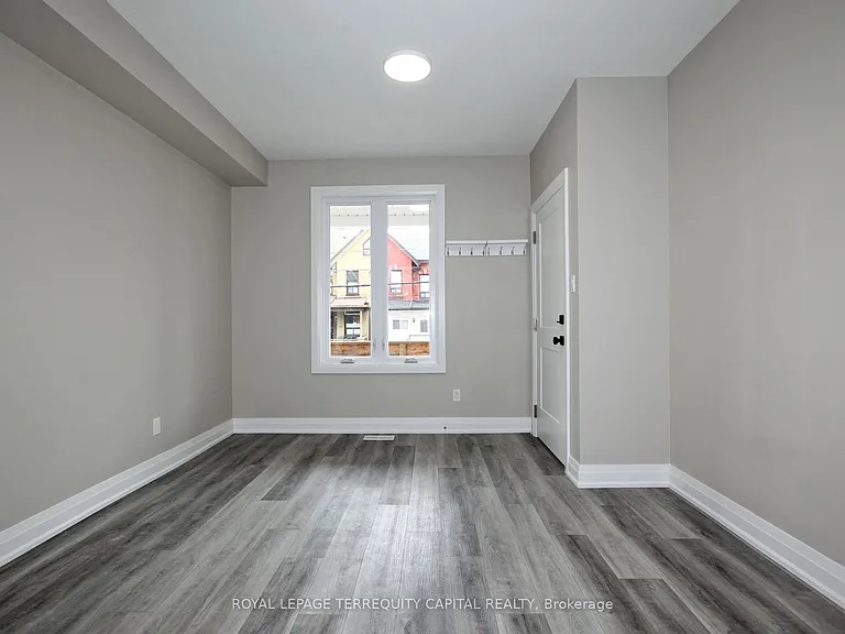 756 Gerrard St E #1 — Photo 8