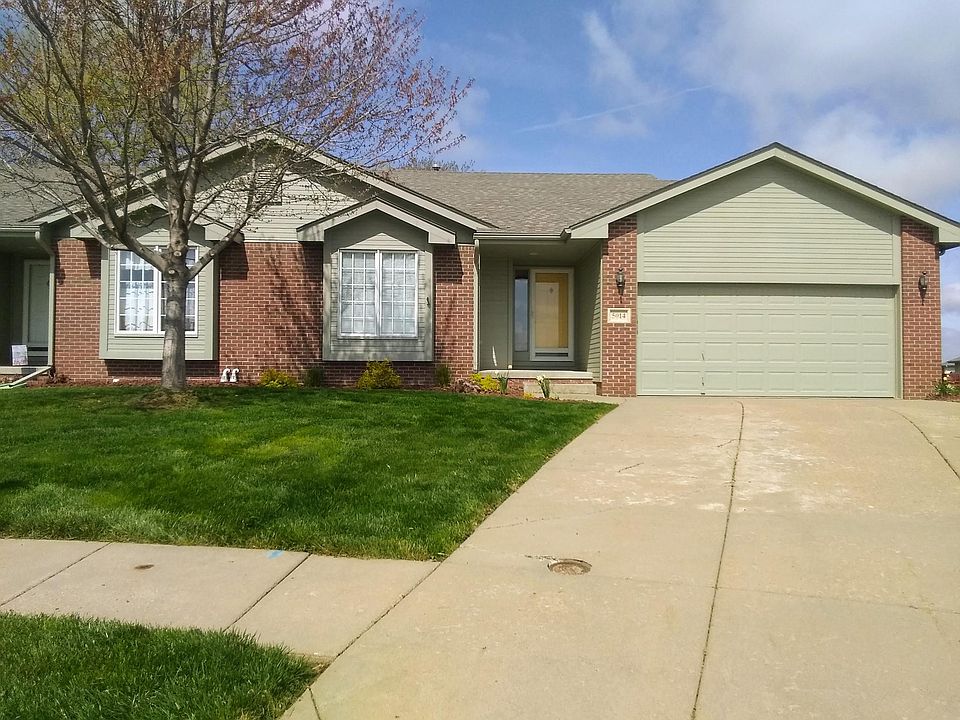 Front view of this attached home.