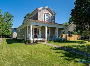 233 W Harrison St, Maumee, OH 43537