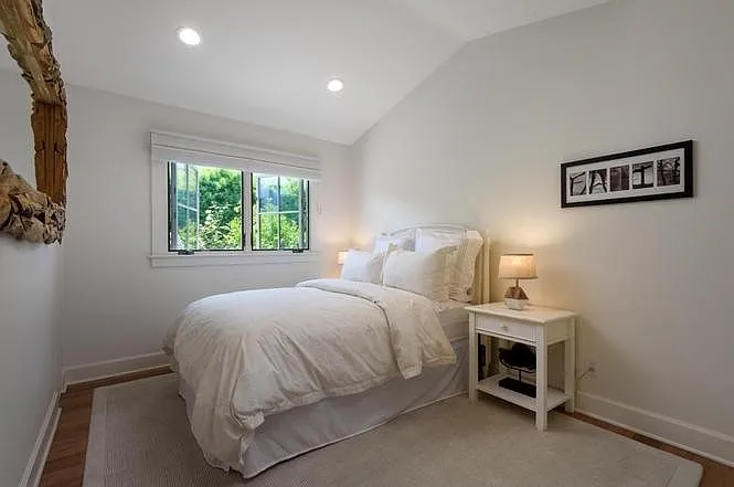 4357 Cuna Dr — Photo 12