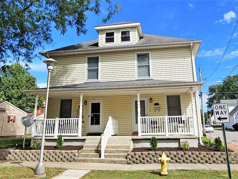 South 3rd Street Side