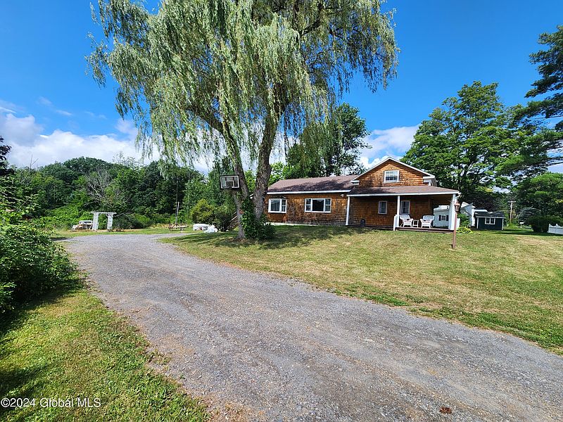 3rd image of 1185 Keyserkill Road