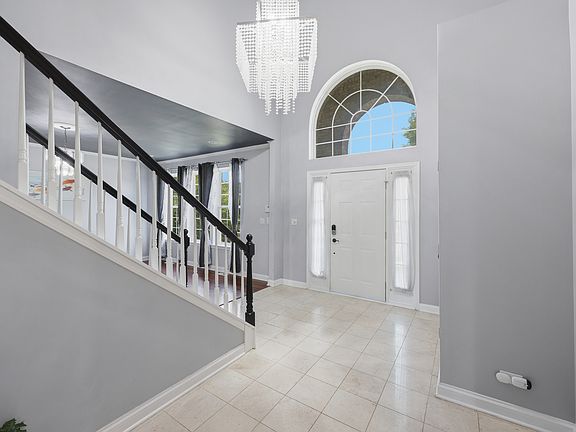 5th image of 518 Wildflower Way