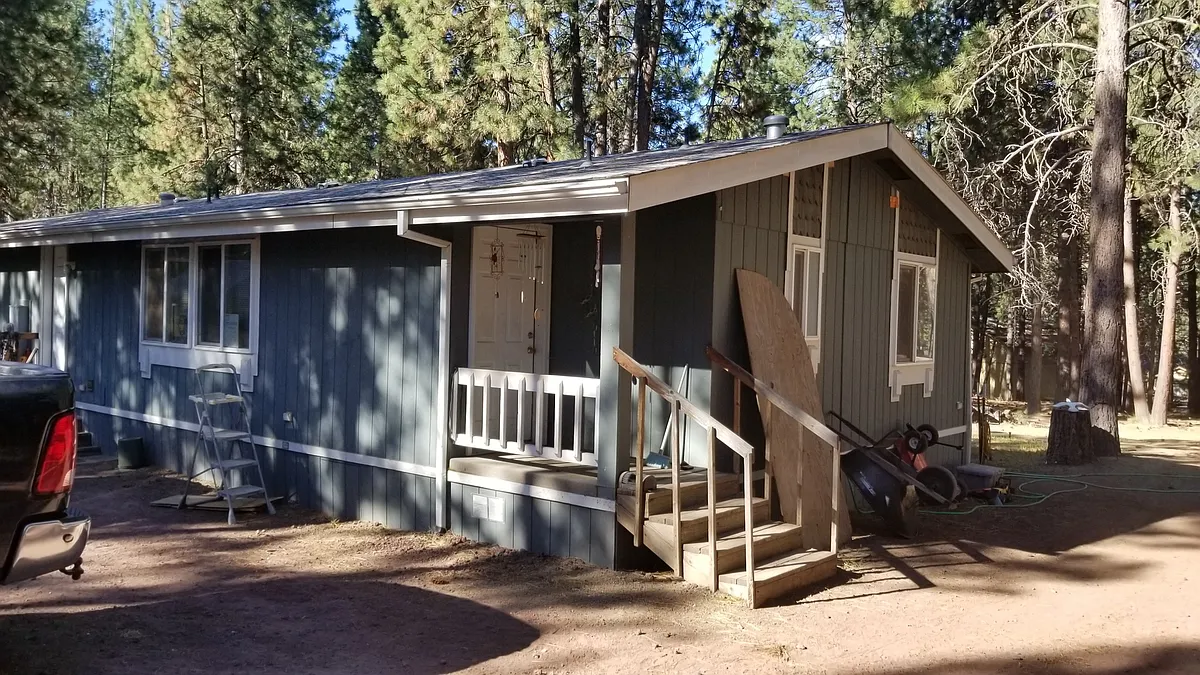 Building Photo - 60115 Crater Rd