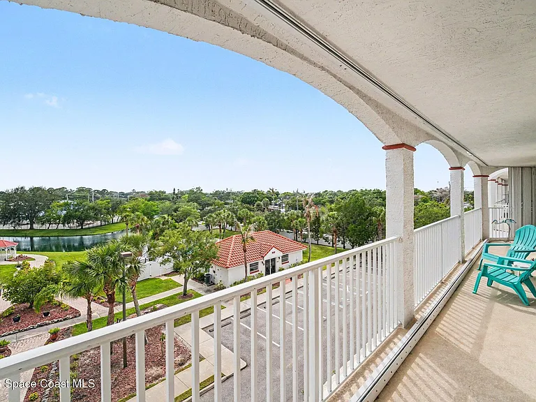 820 Del Rio Way #401 — Photo 15