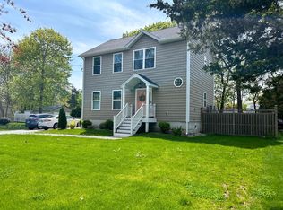 3 Vincent Ave, Old Saybrook, CT 06475