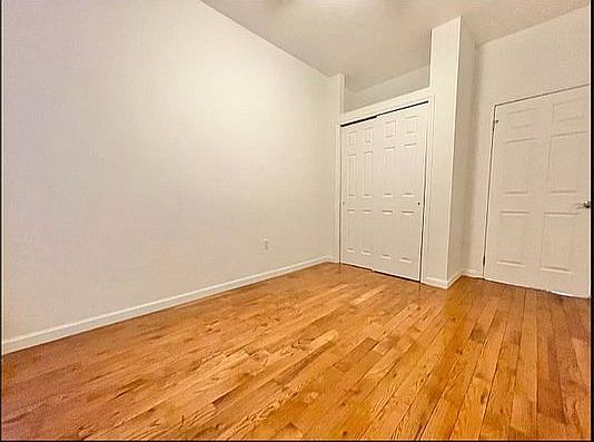 5th image of 420 Saint Nicholas Ave APT 4C