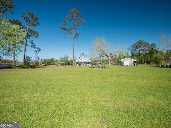 9098 Withers Rd, Du Pont, GA 31630