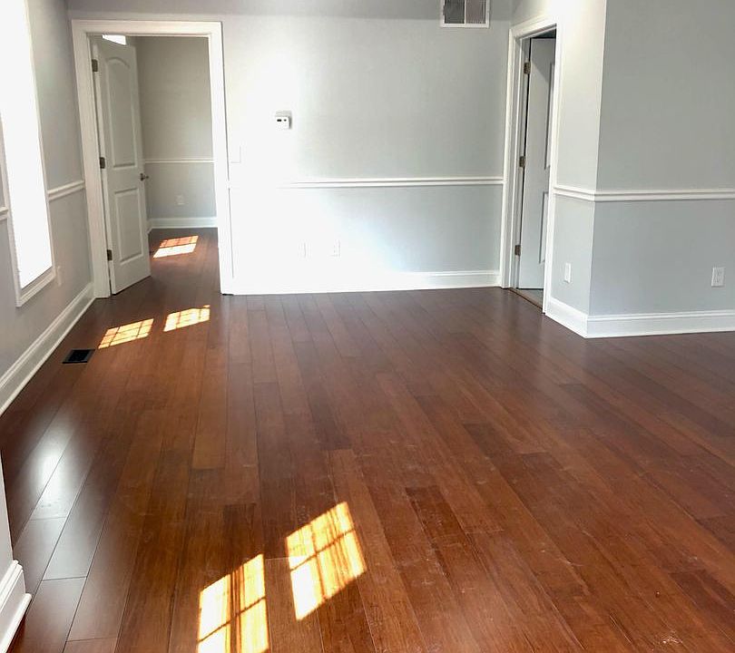 1st image of 607 Washtenaw Rd #5ae6d6736