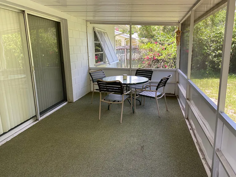 127 S Hull Ave — Photo 45