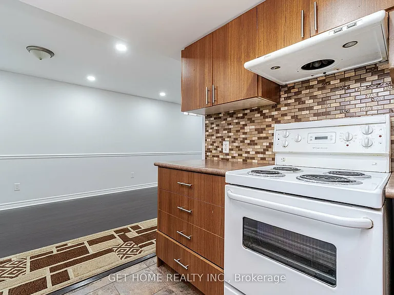 5955 Gant Cres E #BASEMENT — Photo 5