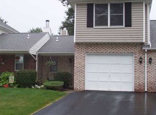 171 Flower Dale Dr, Rochester, NY 14626