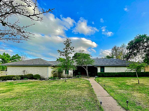 2101 Chaparral Rd