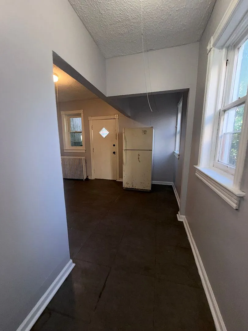 257 Highland Ave — Photo 4