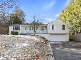 49 Canal Dr, Westfield, MA 01085