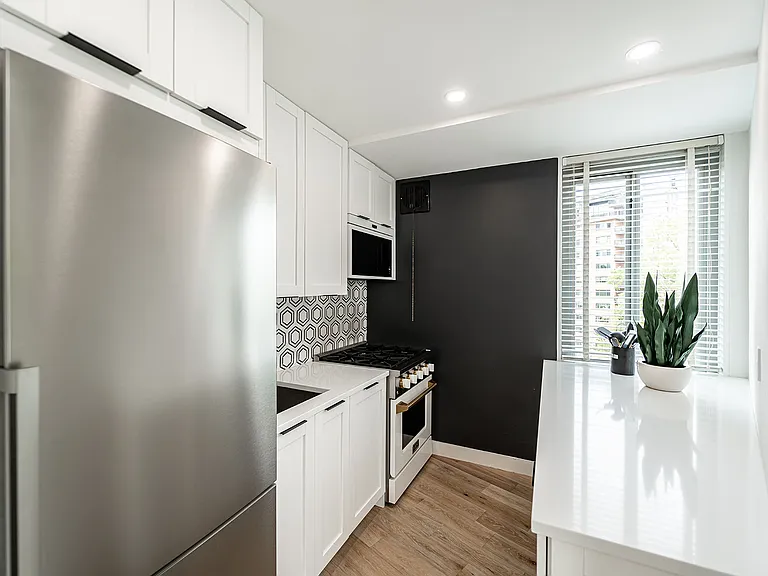 4200 Cathedral Ave NW #1005 — Photo 19