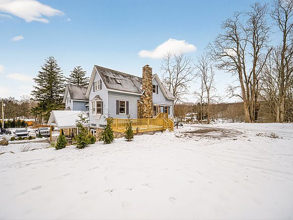 2nd image of 408 Bull Mill Rd #2