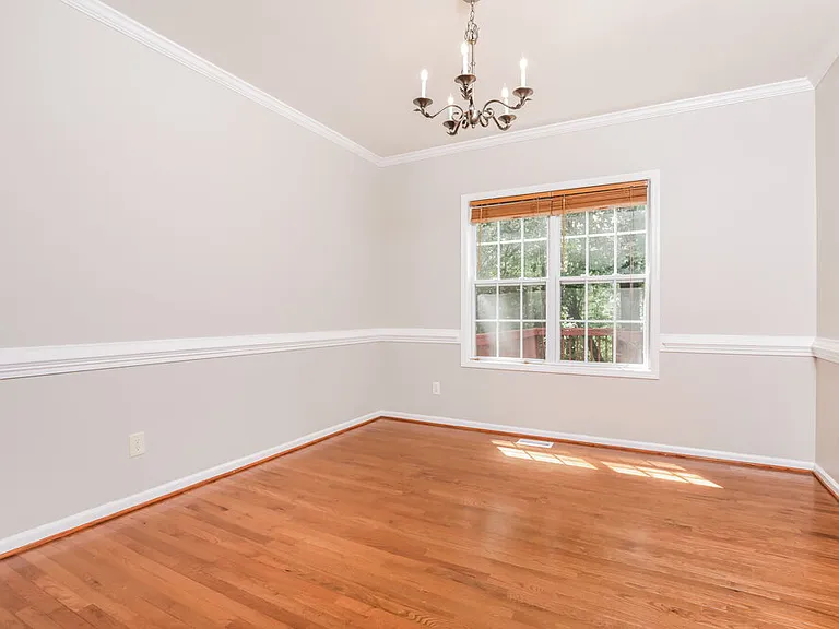 136 Roan Dr — Photo 6