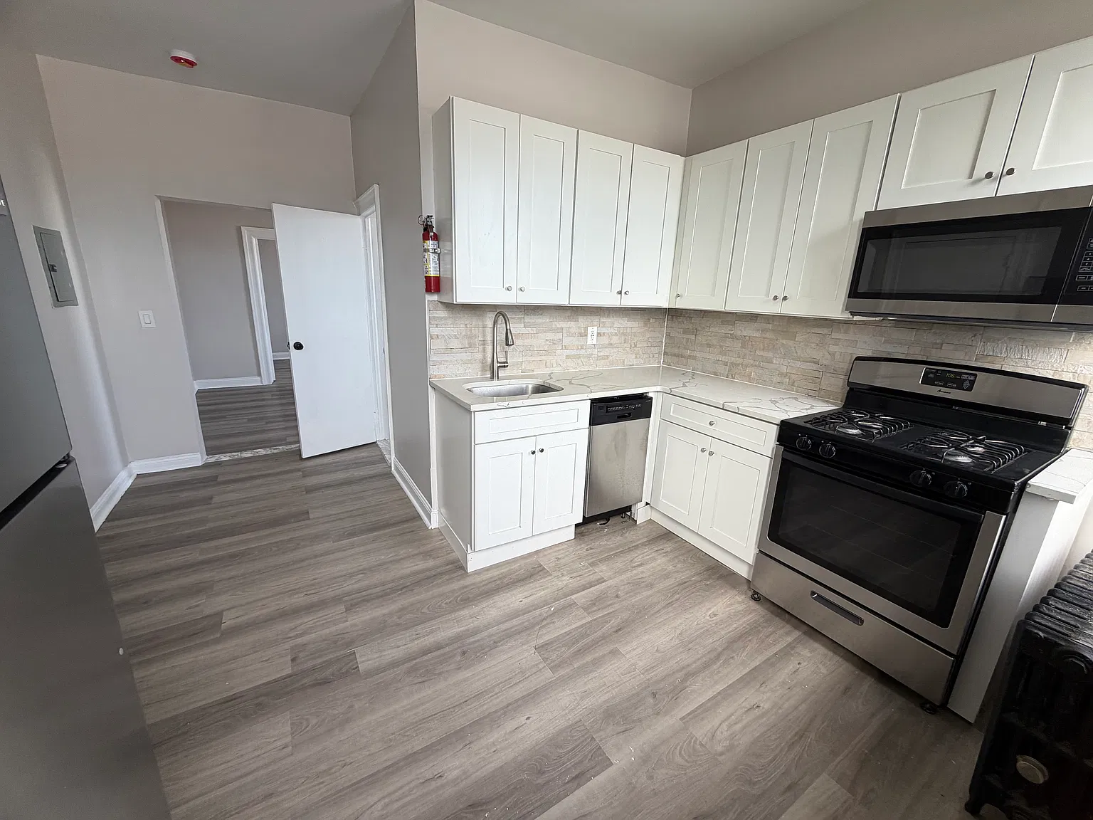 1 bed, 550 sqft, $1,950 — Photo 1