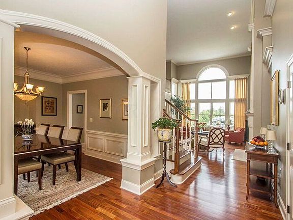 3rd image of 6748 Ballantrae Pl