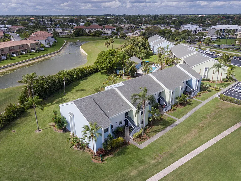Lilac Village Dunes of Boca — Photo 35