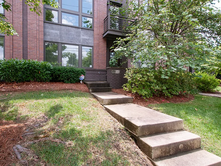 1701 Blair Blvd #3 — Photo 5