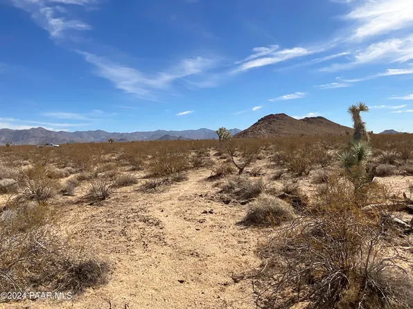 12/13 Rubles Rd, Yucca, AZ 86438