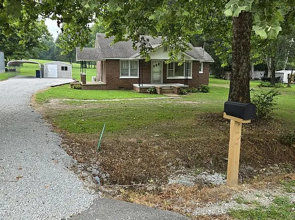 10895 Lexington St, Huntingdon, TN 38344