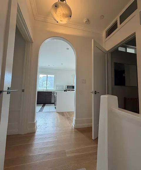 1299 Dolores St — Photo 4