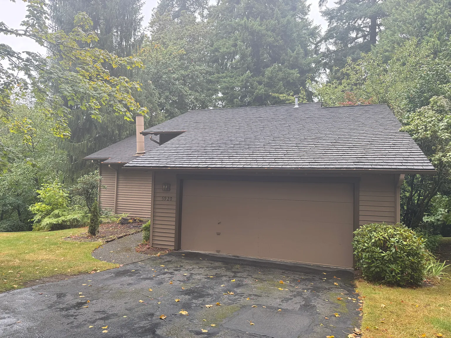 4 bed, 2.5 bath, 1920 sqft, $3,700 — Photo 3