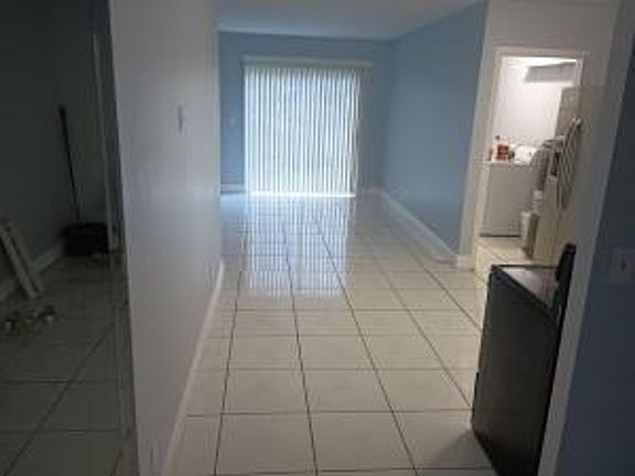 2nd image of 4777 Chariot Cir