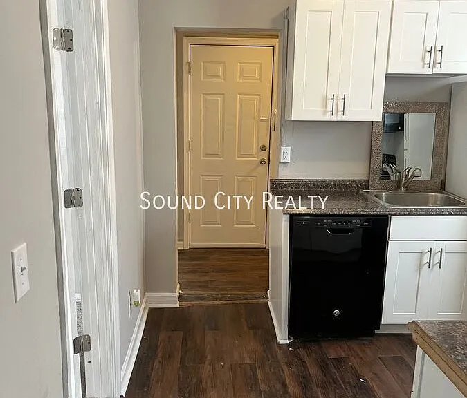 1731 Dr Db Todd Jr Blvd — Photo 10