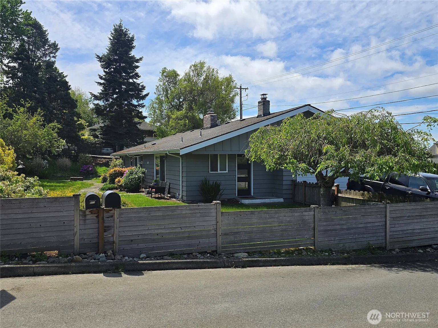 1012 9th Avenue N photo 1