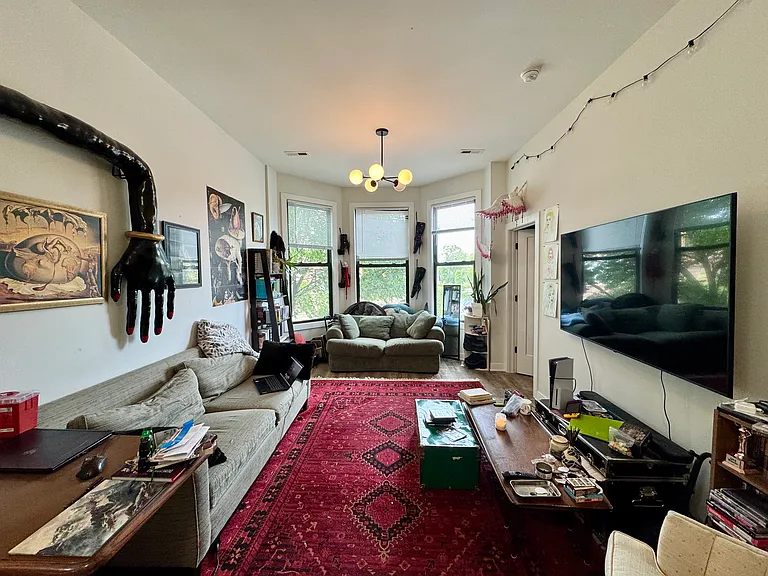 3203 W Armitage Ave #2F — Photo 4