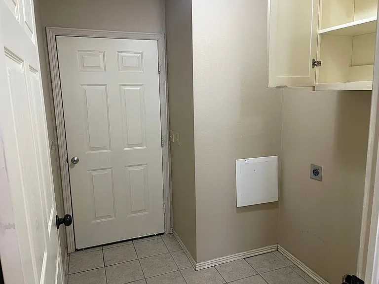 5500 Summit Ct #5515 — Photo 11