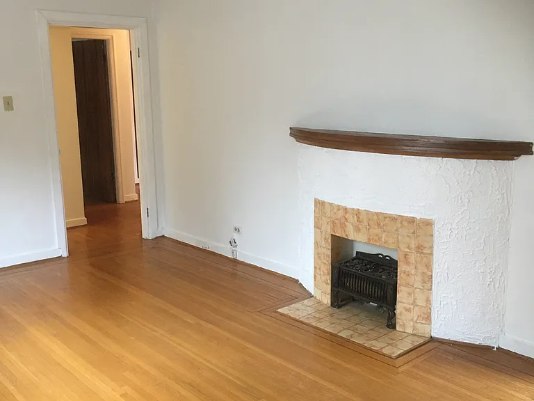 1245 Bute St — Photo 8
