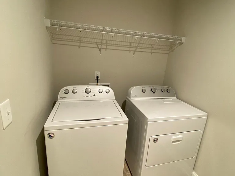 817 Rymark Ct — Photo 31