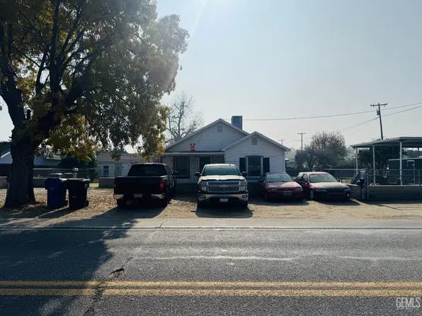 7805 Panama Rd, Lamont, CA 93241