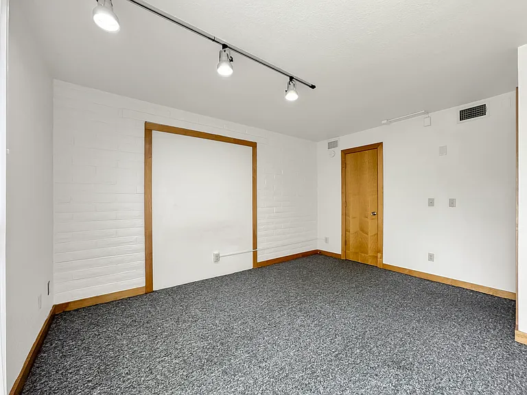 137 Dotson Dr #101 — Photo 9