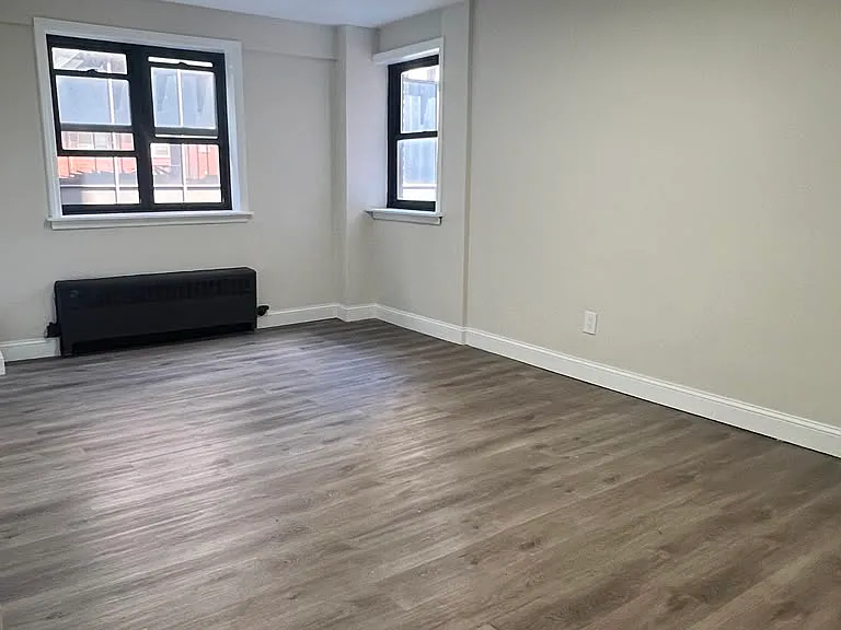 111 Washington St #6E — Photo 6