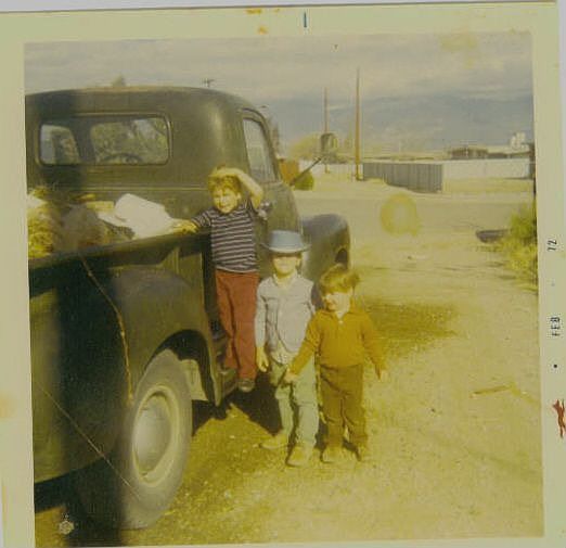 in the alley, looking north, don't mind the oil from the truck