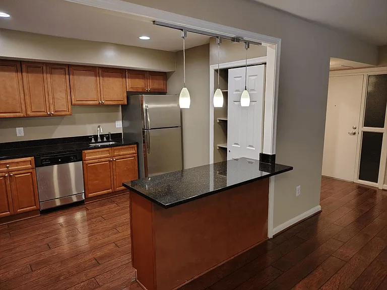 Residences at Pomona Park — Photo 63