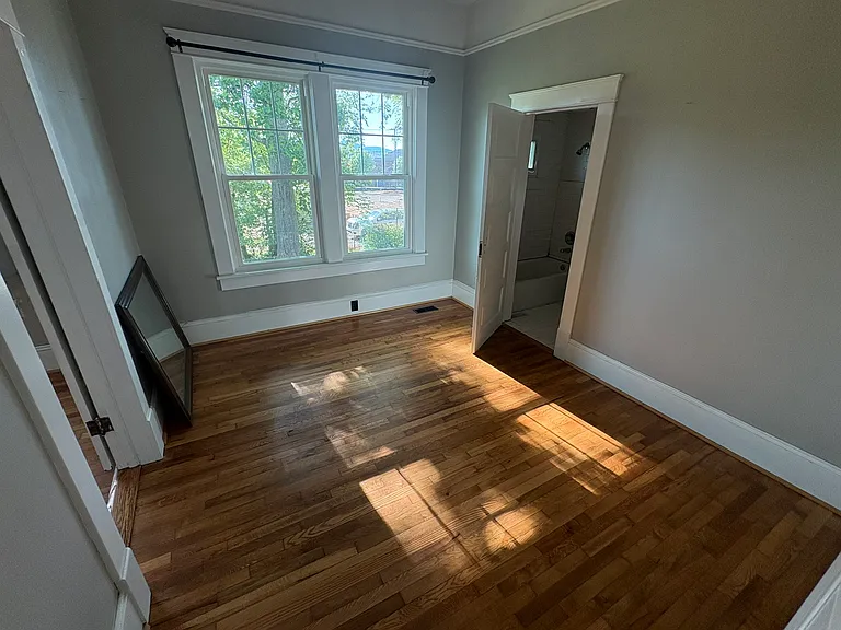303 Bouchelle St — Photo 8
